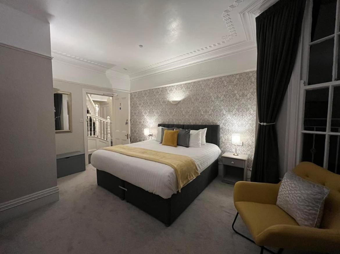 The Charterhouse Bed & Breakfast ทอร์คิ ภายนอก รูปภาพ