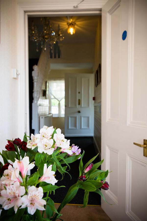 The Charterhouse Bed & Breakfast ทอร์คิ ภายนอก รูปภาพ